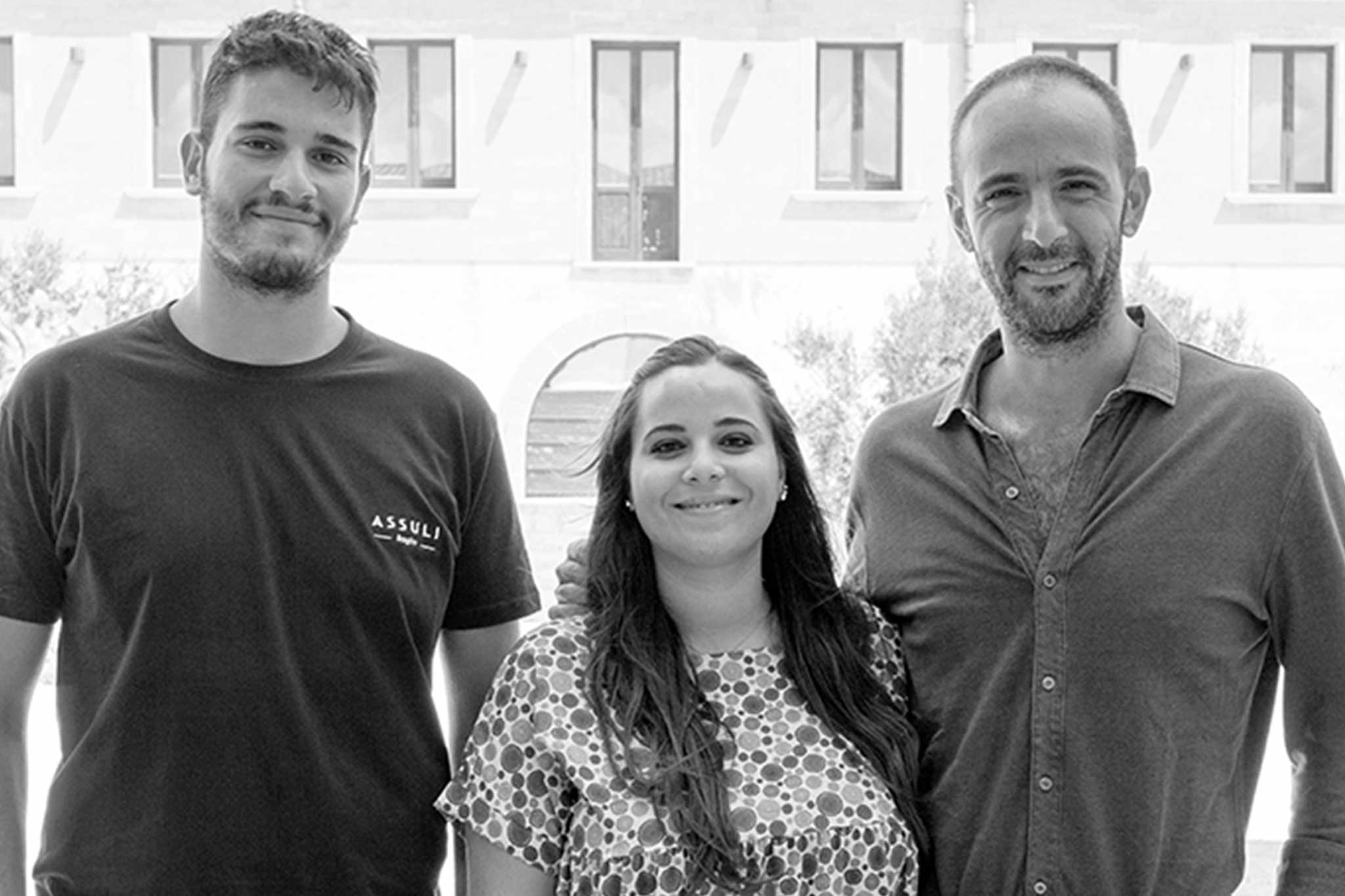 la-famille-losito-vin-talien en train de boire un verre